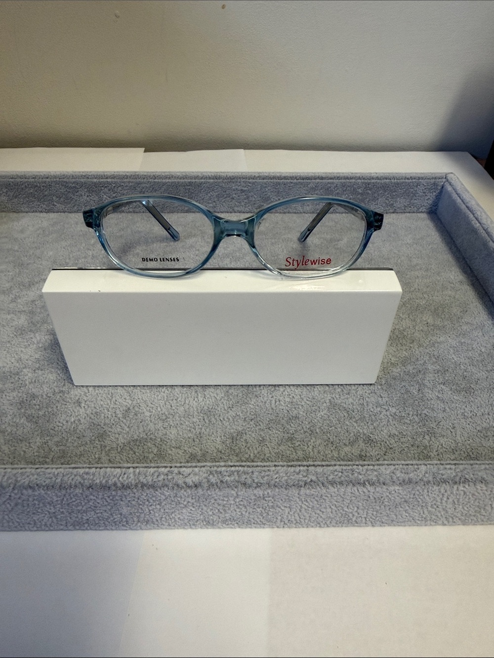 NWOT Stylewise SW516 Petite Small Blue Toned Oval Glasses Eyesize 45